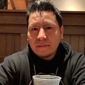 Meet your Posher, César